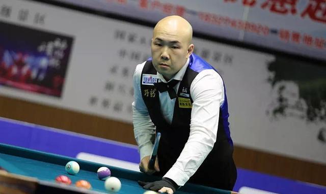 密集官宣背 密集官宣背